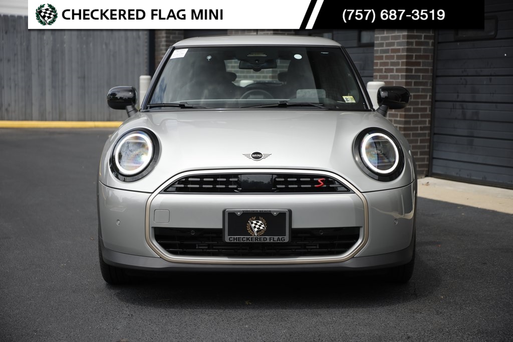 2025 Mini Cooper Hardtop S photo 13