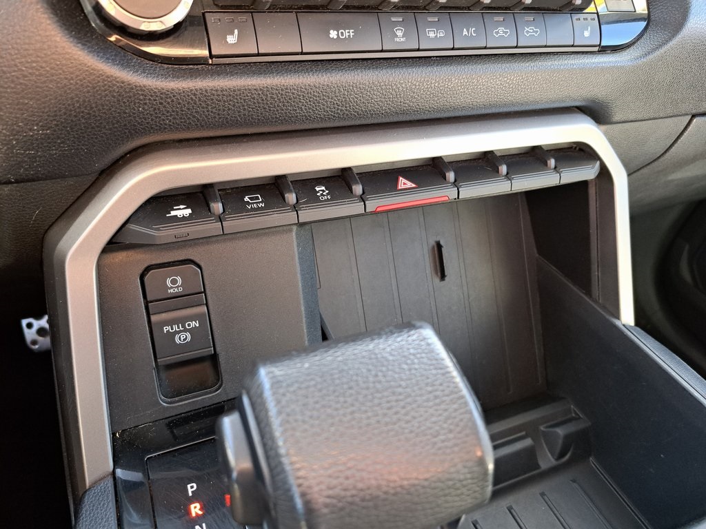 2022 Toyota Tundra SR5 photo 15