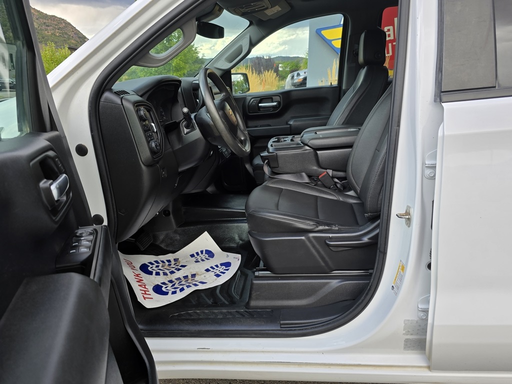 2023 Chevrolet Silverado 1500 photo 13