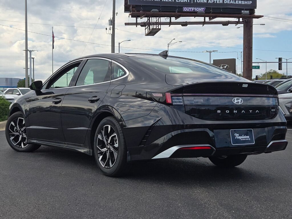 2024 Hyundai Sonata SEL photo 13