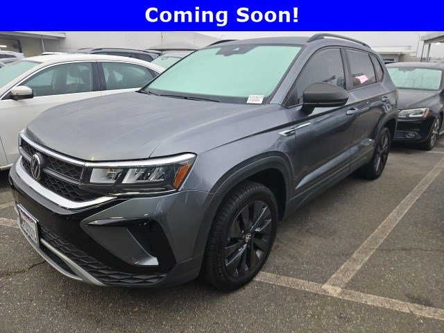 2022 Volkswagen Taos S's photo