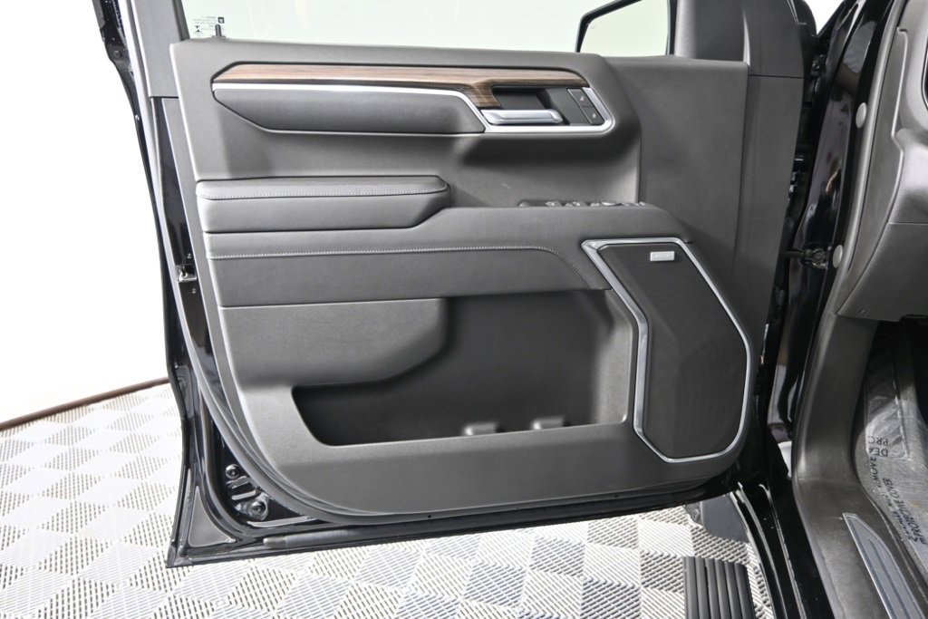 2022 Chevrolet Silverado 1500 RST photo 18