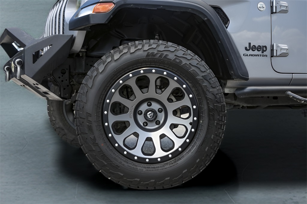 2020 Jeep Gladiator Sport S photo 3