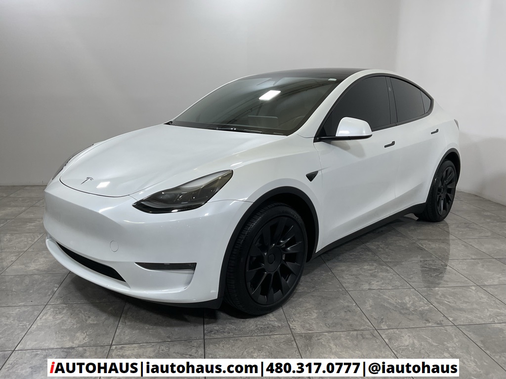 2024 Tesla Model Y Long Range photo 2