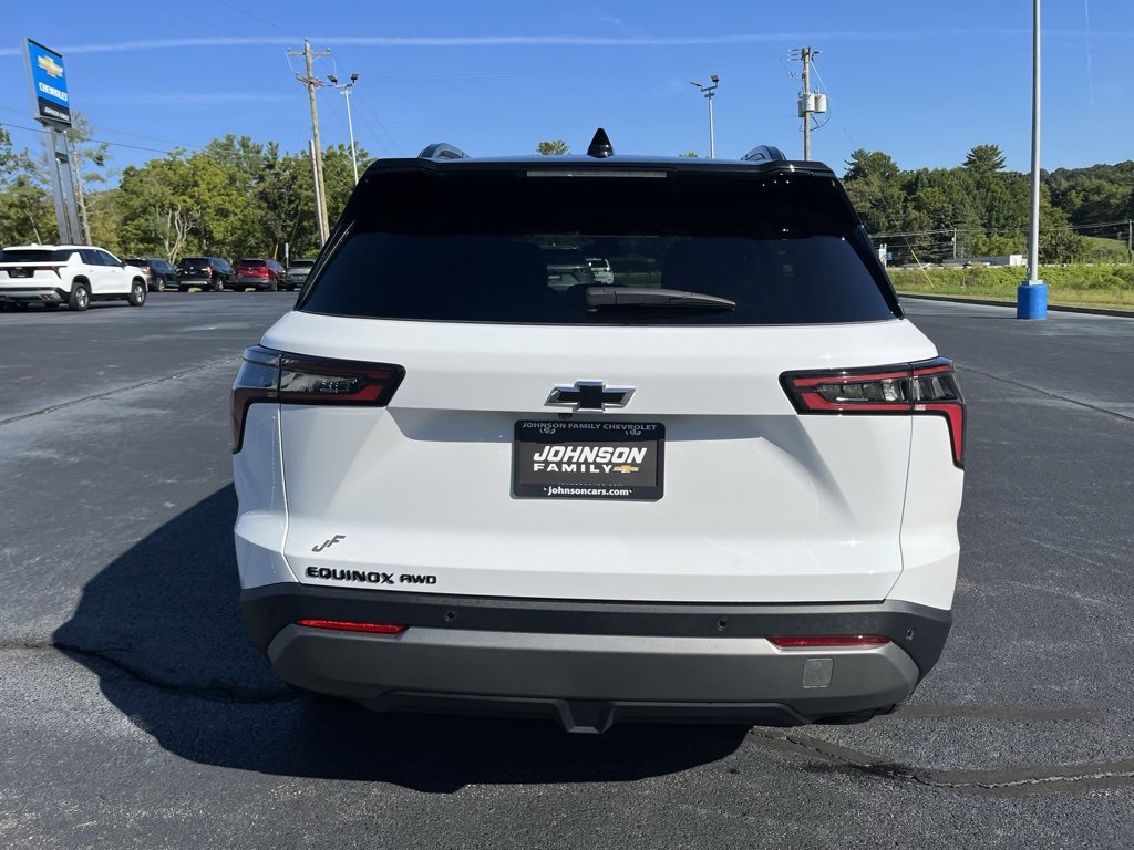 2026 Chevrolet Equinox LT photo 22