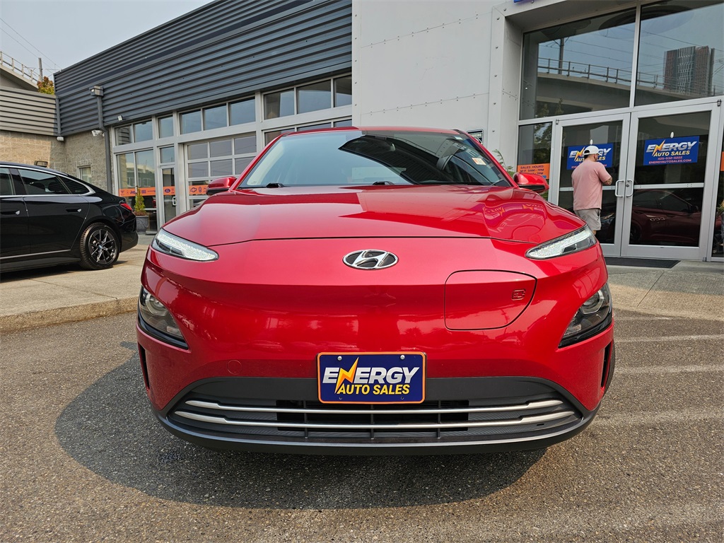 2022 Hyundai Kona Electric SEL photo 2