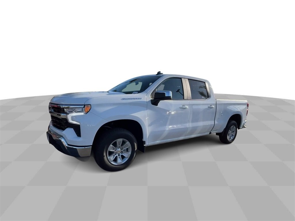 2025 Chevrolet Silverado 1500 LT photo 4