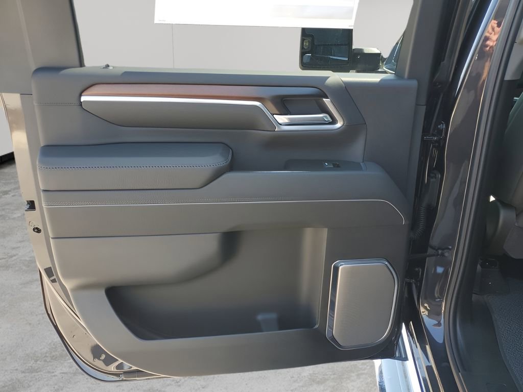 2026 Gmc Sierra 2500 Denali photo 13