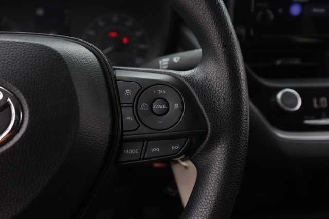 2024 Toyota Corolla LE photo 23