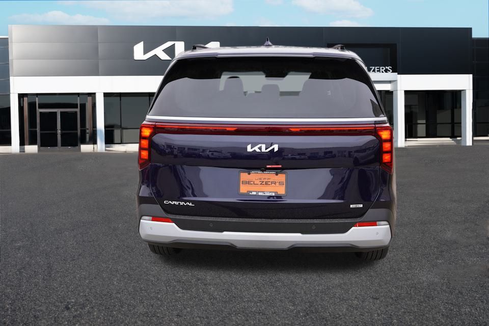 2026 Kia Carnival EX photo 4