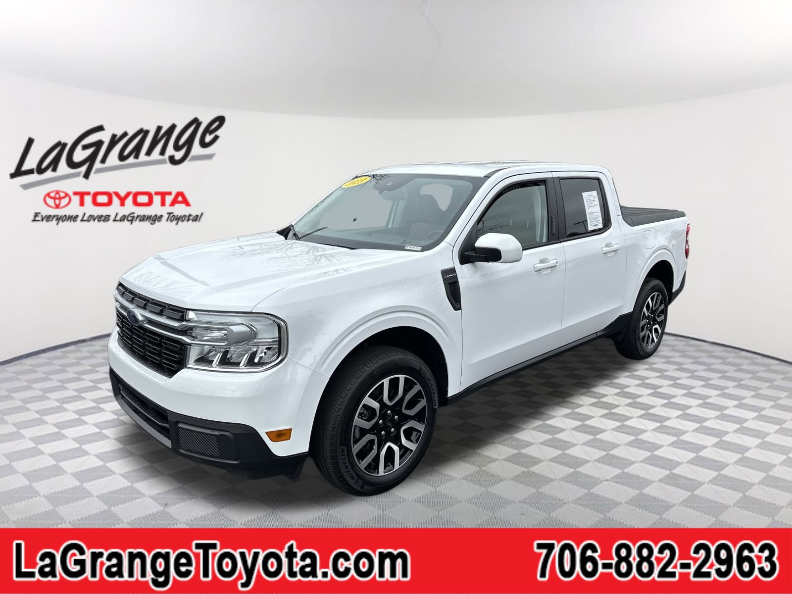 2023 Ford Maverick Lariat's photo