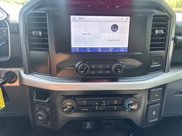 2023 Ford F-150 XLT photo 2
