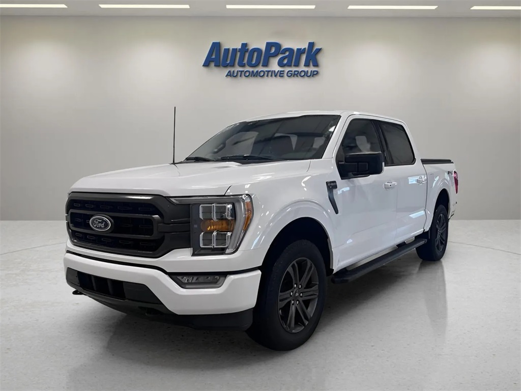 2023 Ford F-150 XLT photo 2