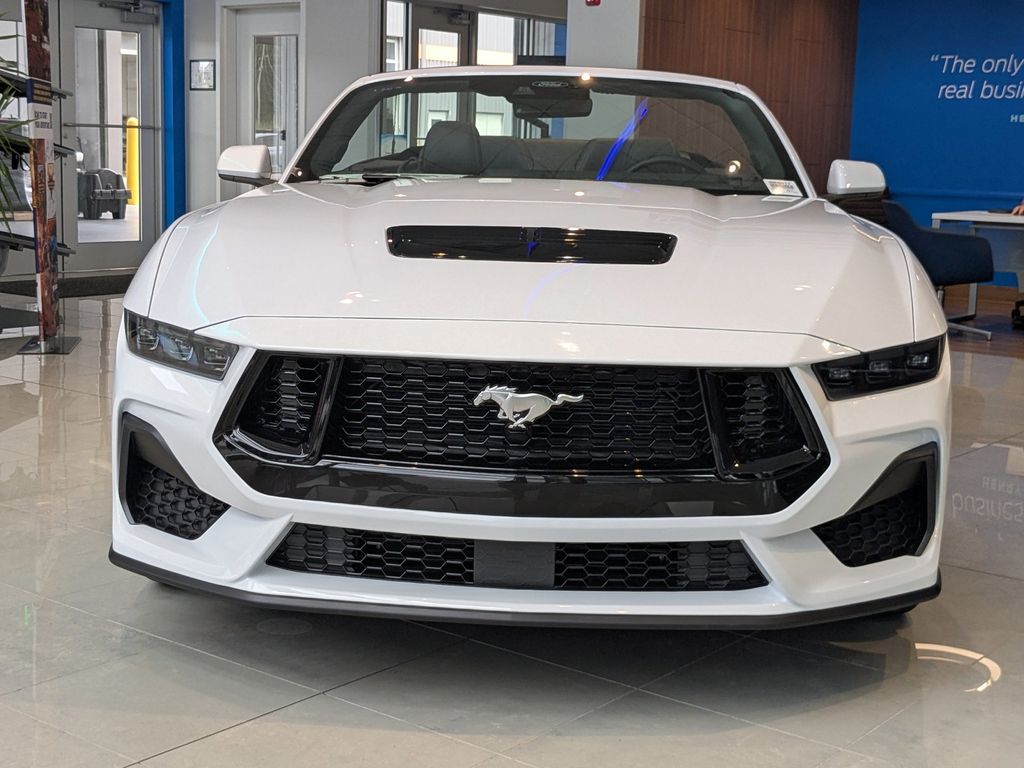 2025 Ford Mustang GT Premium photo 9