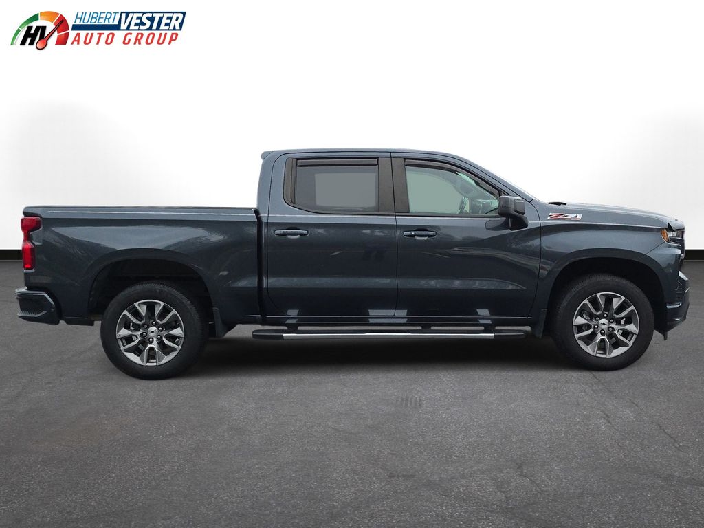 2021 Chevrolet Silverado 1500 RST photo 4