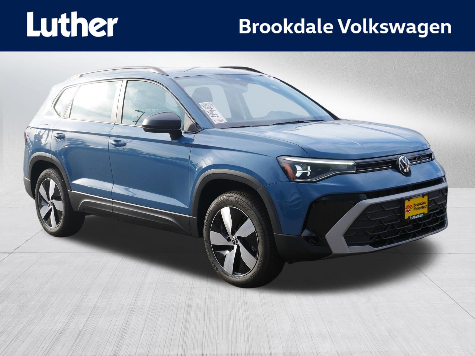 2025 Volkswagen Taos S's photo