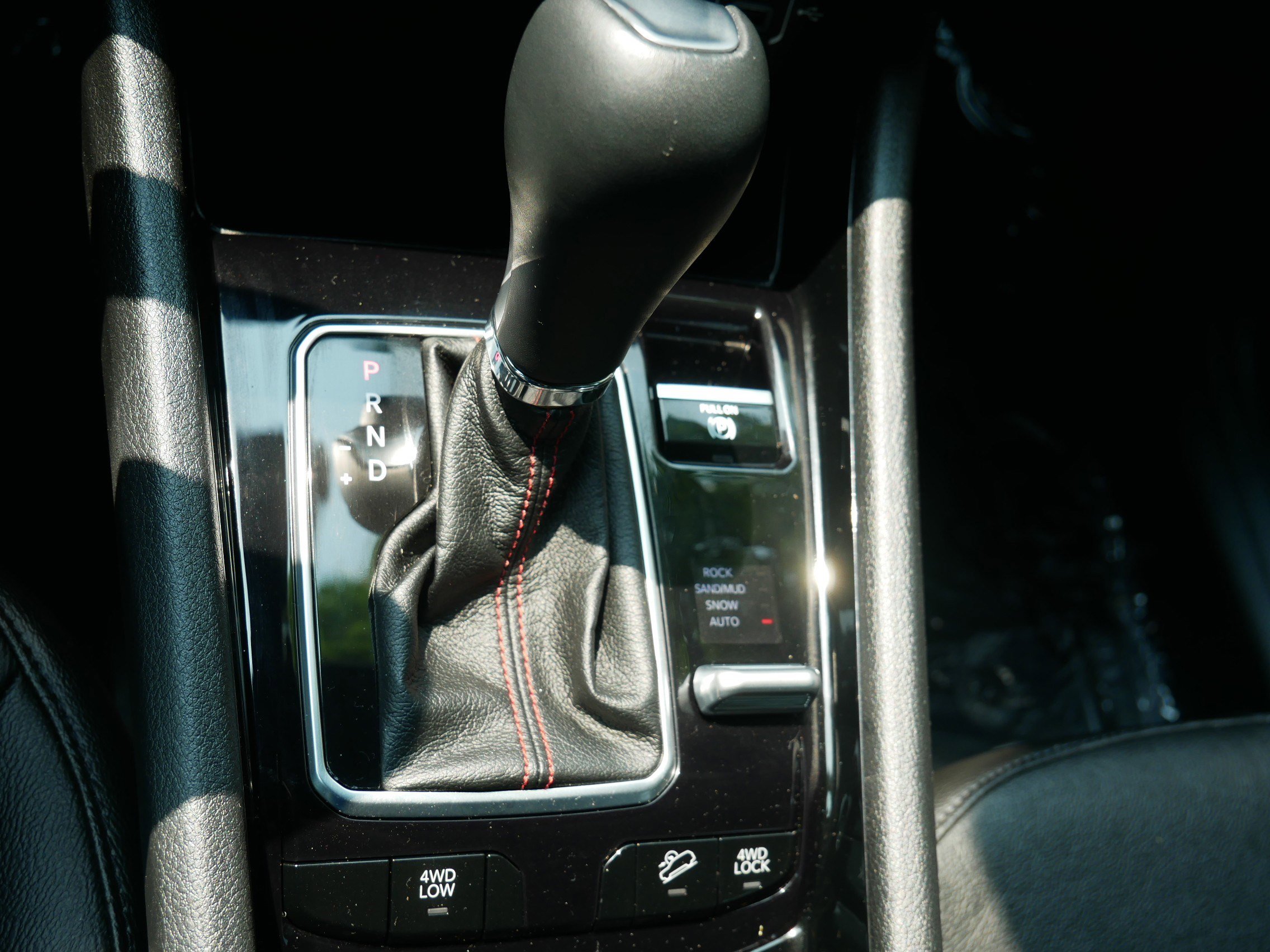 2024 Jeep Compass Trailhawk photo 23