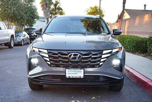 Used 2024 Gray Hyundai SEL image 4