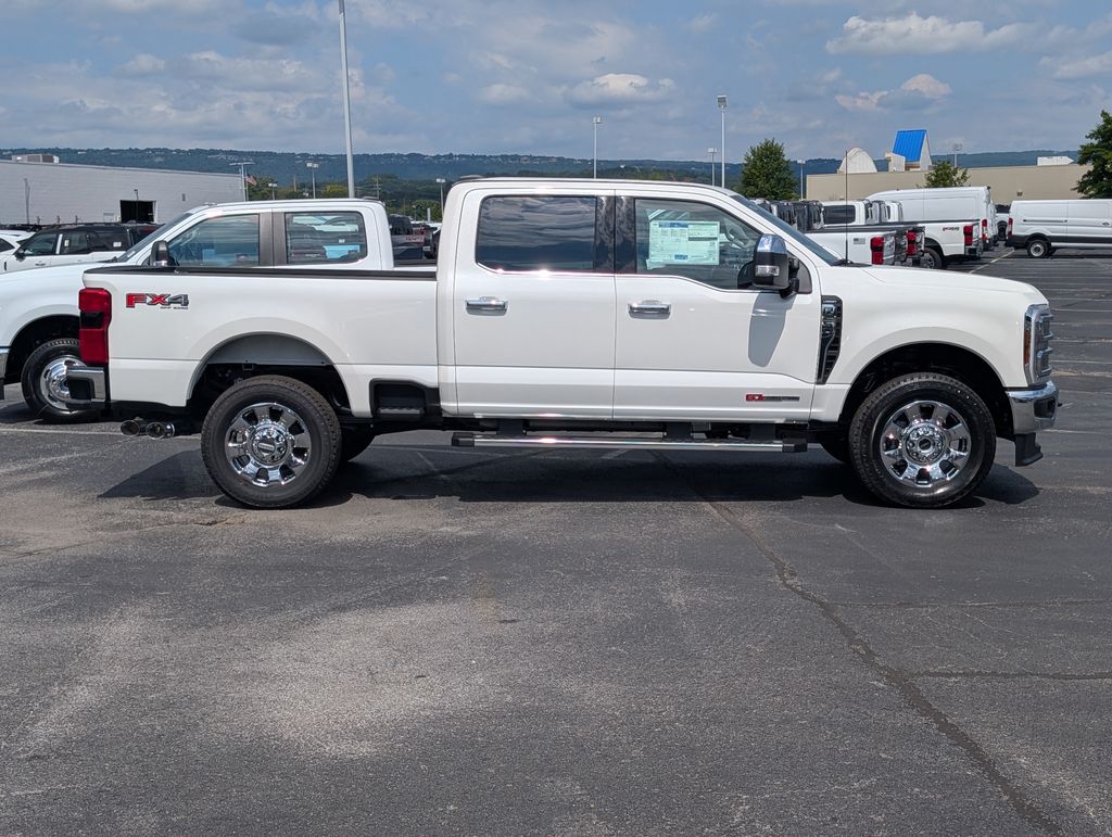 2026 Ford F-250 photo 3
