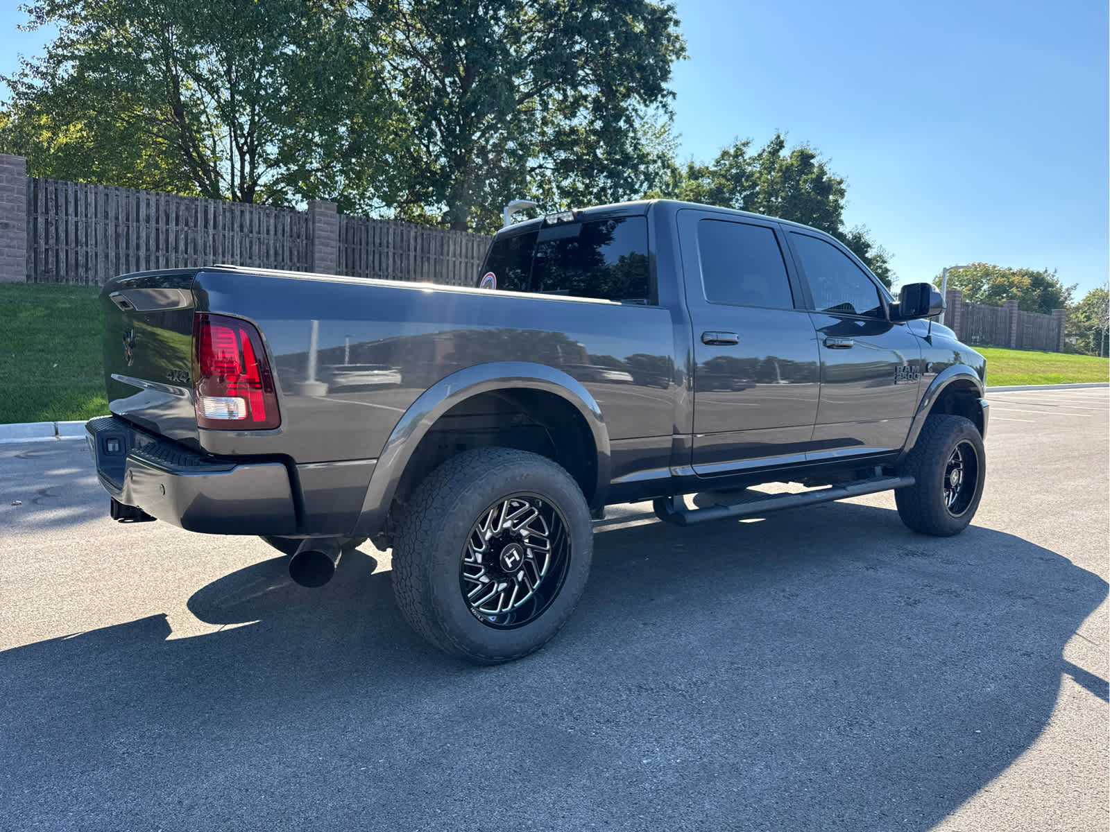 2018 Ram 2500 Laramie photo 4