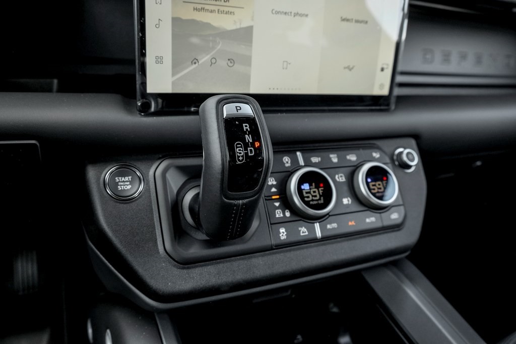 2025 Land Rover Defender 110 X-Dynamic SE photo 11