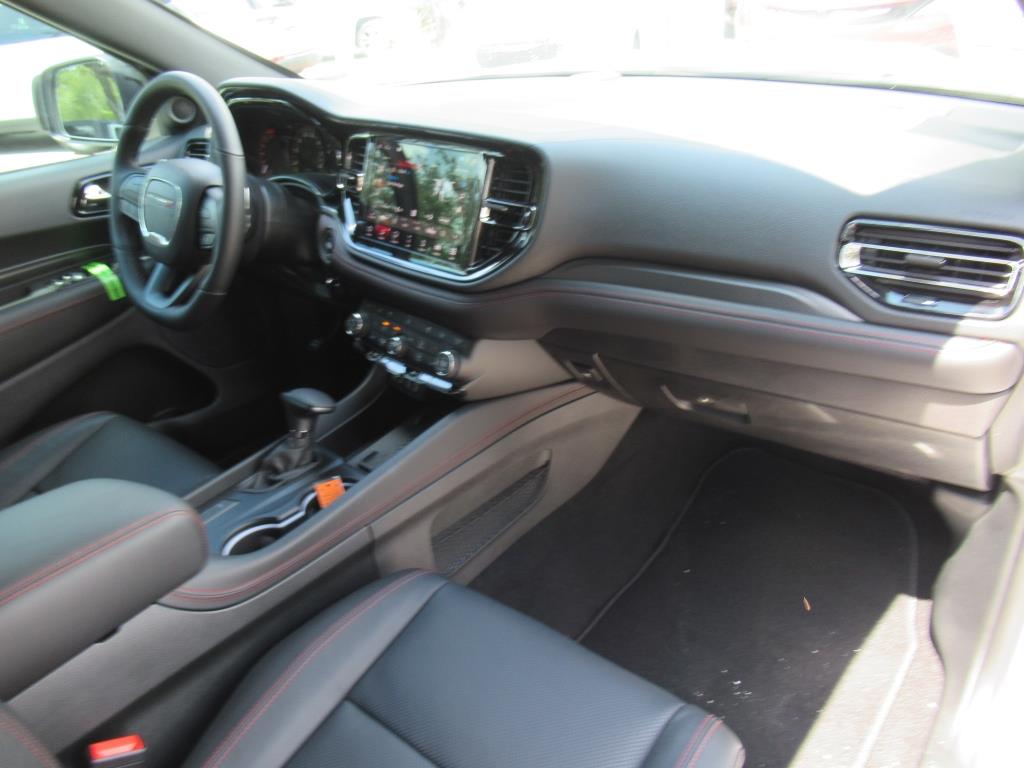 2025 Dodge Durango R/T Plus photo 10