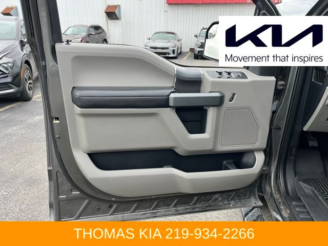 2016 Ford F-150 XLT photo 14