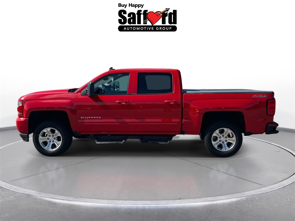 2017 Chevrolet Silverado 1500 LT photo 3