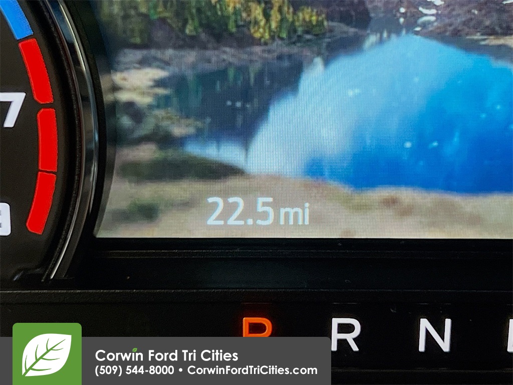 2024 Ford Bronco Sport Badlands photo 2