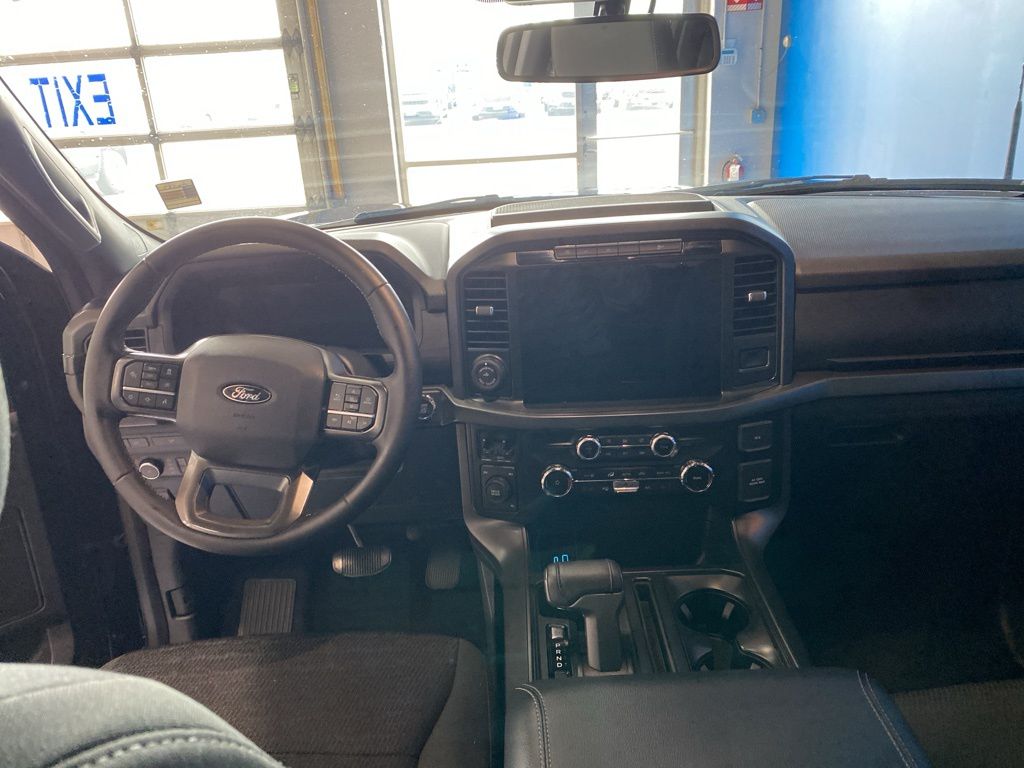 2024 Ford F-150 XLT photo 6