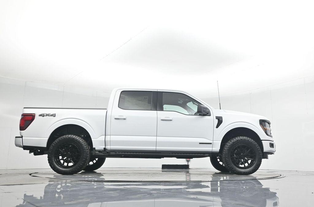 2025 Ford F-150 XLT photo 45