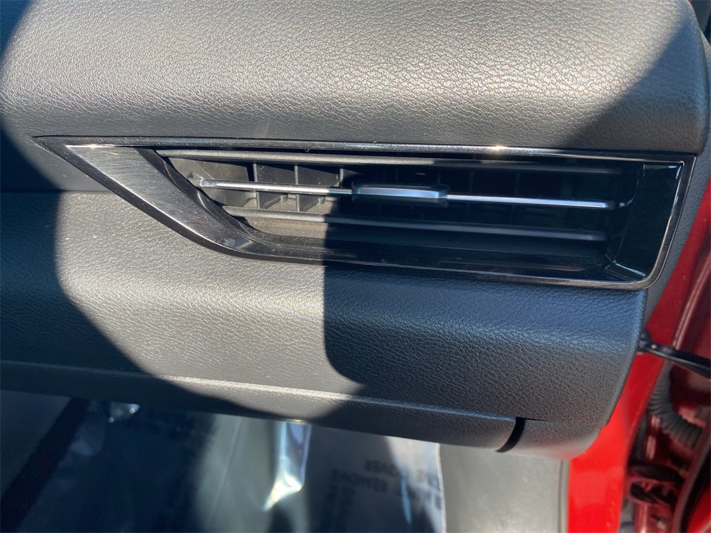 2022 Nissan Sentra SR photo 28