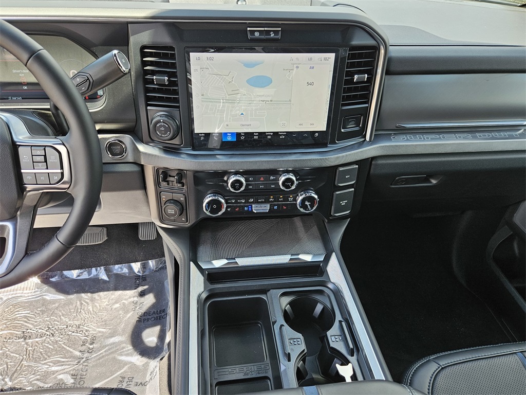 2025 Ford F-350 Platinum photo 24
