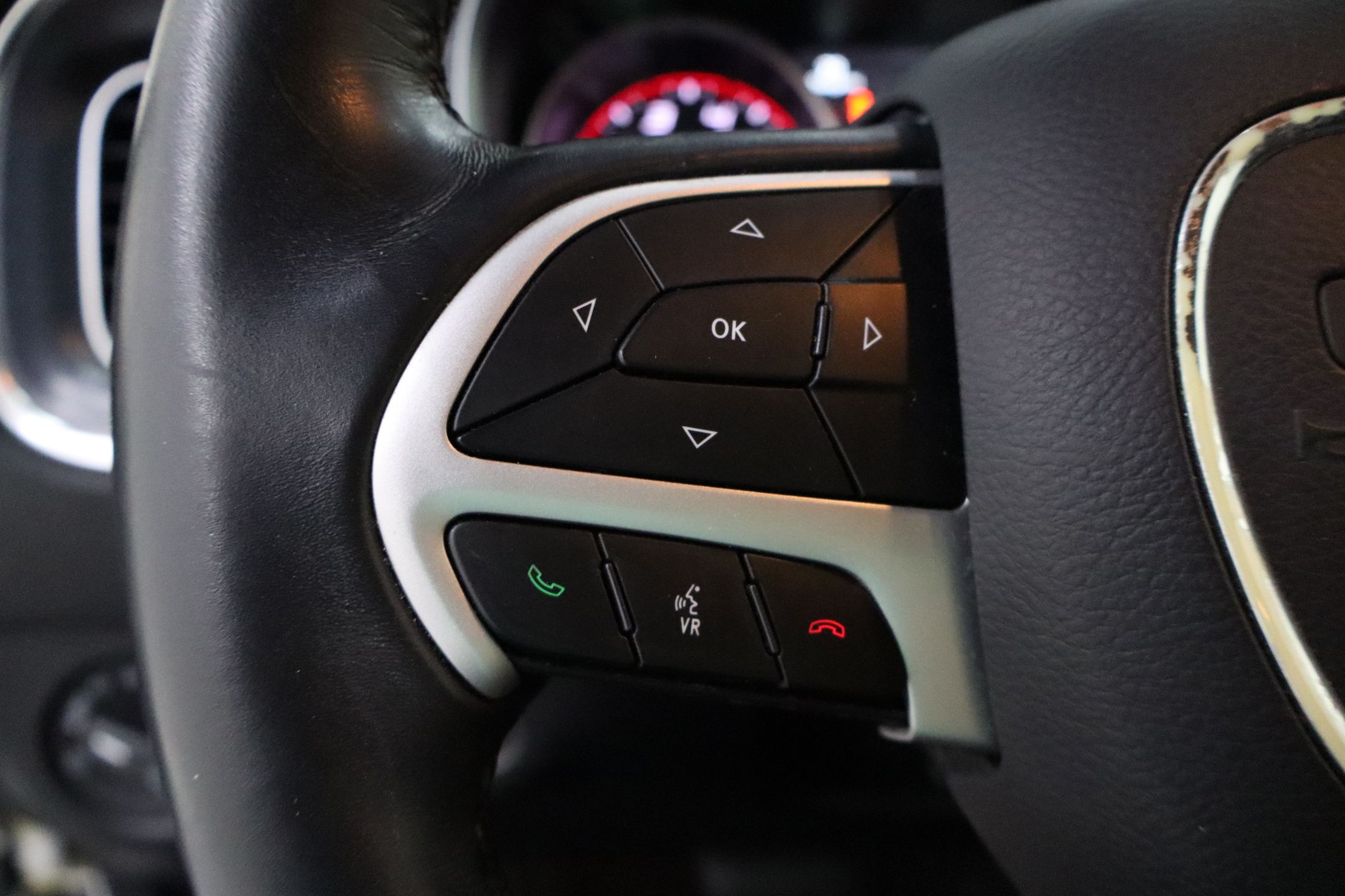 2018 Dodge Charger SXT Plus photo 14
