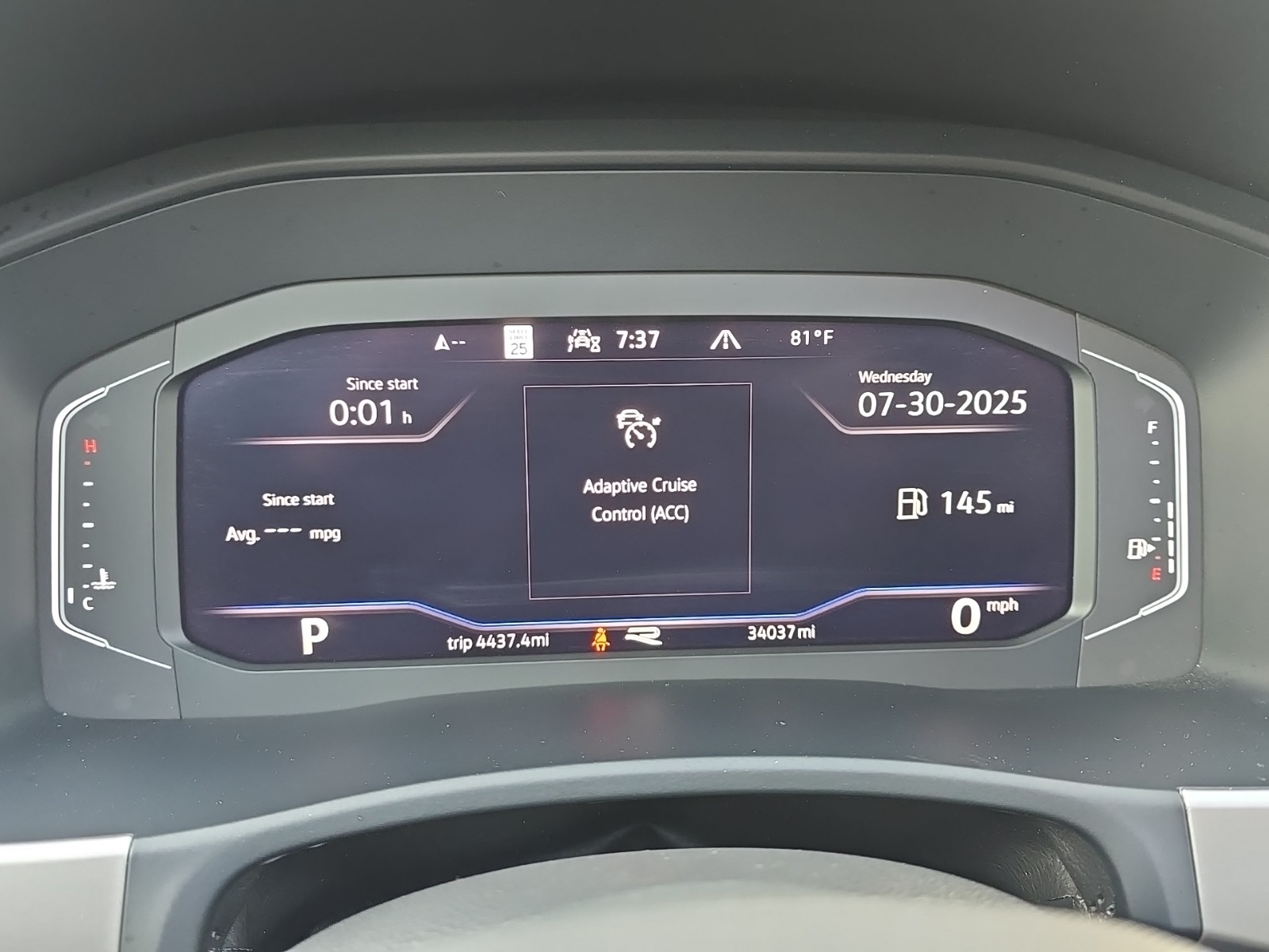 2022 Volkswagen Atlas V6 SEL R-Line photo 23