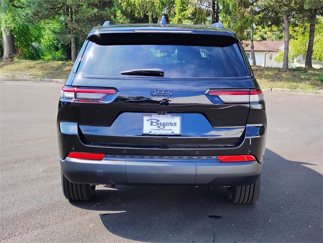 2025 Jeep Grand Cherokee Laredo Altitude photo 33
