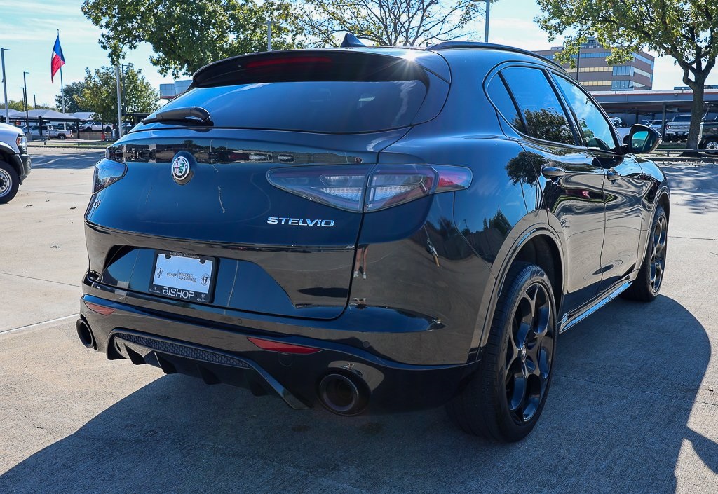 2024 Alfa Romeo Stelvio Tributo Italiano photo 3