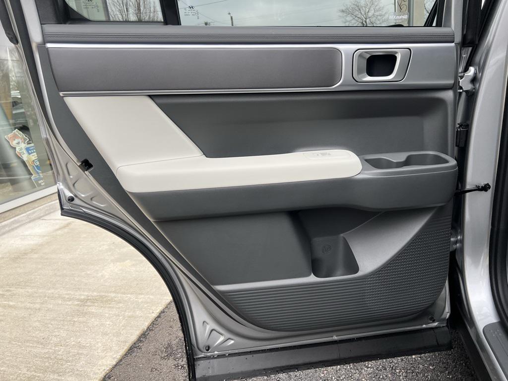 2025 Hyundai Santa Fe SE photo 22