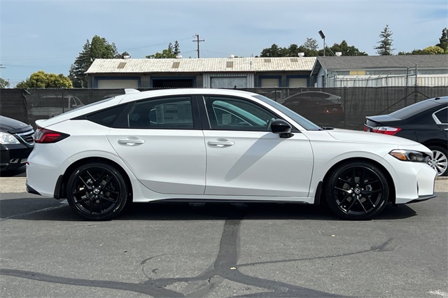 2025 Honda Civic Hatchback Sport photo 2