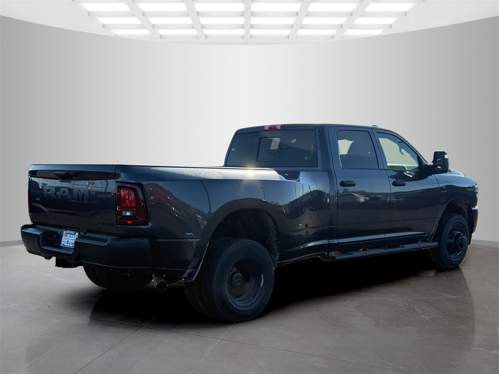 2026 Ram 3500 Tradesman photo 7