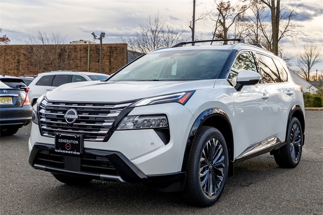 2026 Nissan Rogue Platinum's photo