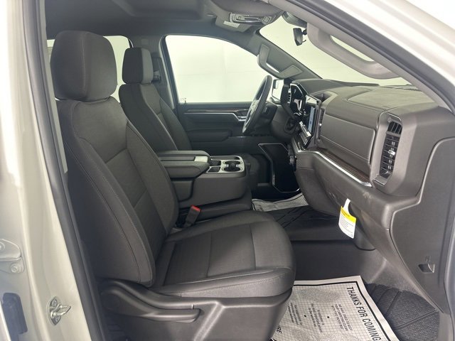 2025 Chevrolet Silverado 1500 LT photo 13