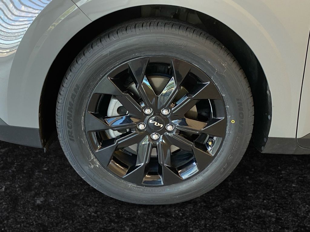 2022 Kia Carnival SX photo 21