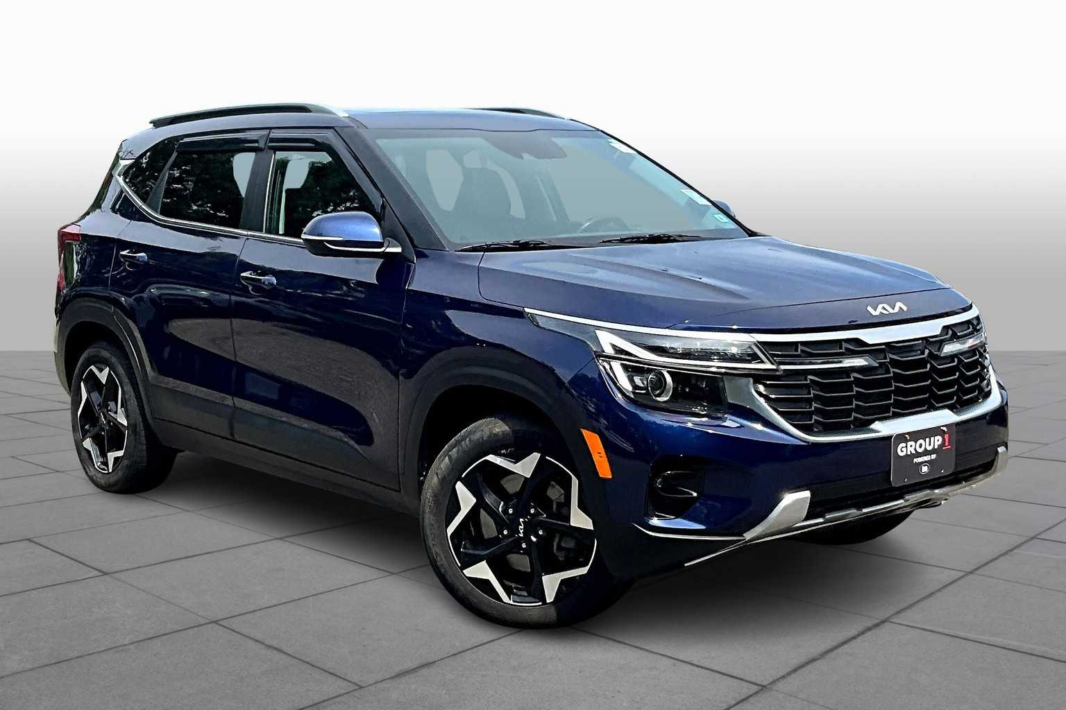 2024 Kia Seltos EX photo 2