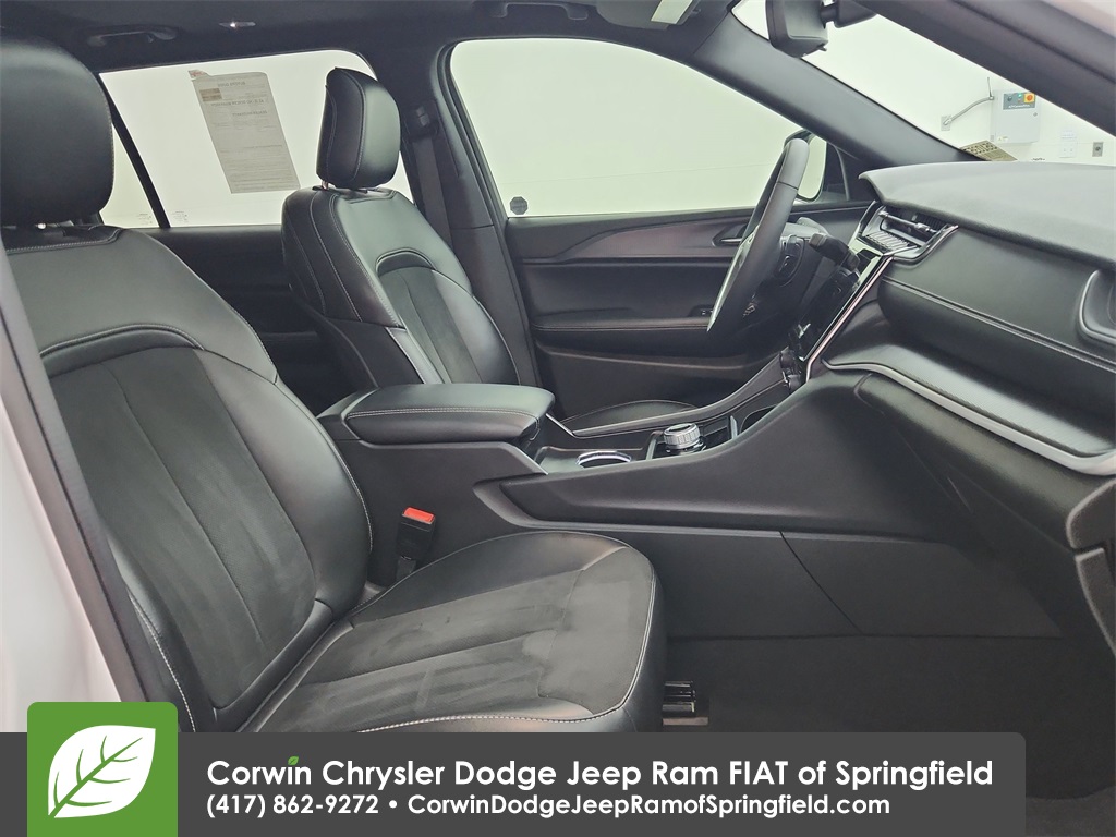 2024 Jeep Grand Cherokee Altitude X photo 30