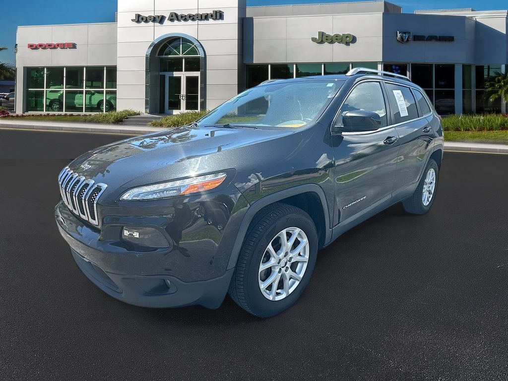 2015 Jeep Cherokee Latitude photo 3