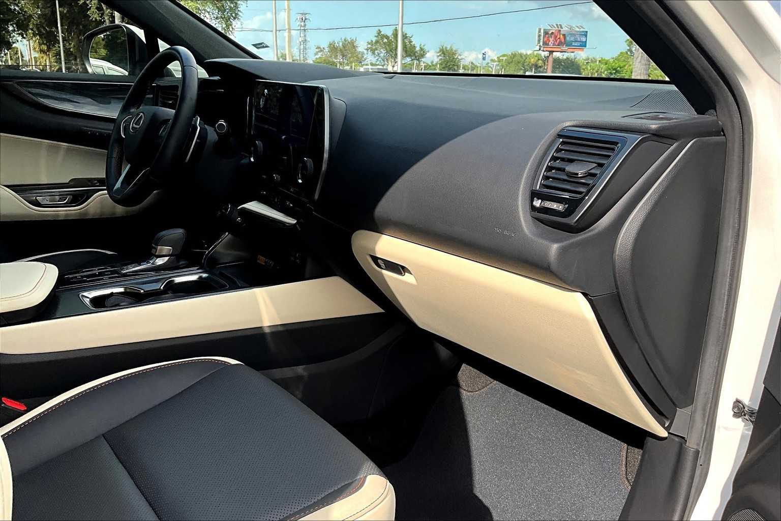 2024 Lexus NX 350 Premium photo 16