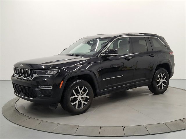 2024 Jeep Grand Cherokee Limited photo 3