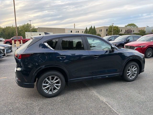 2025 Mazda CX-5 2.5 S Preferred photo 2