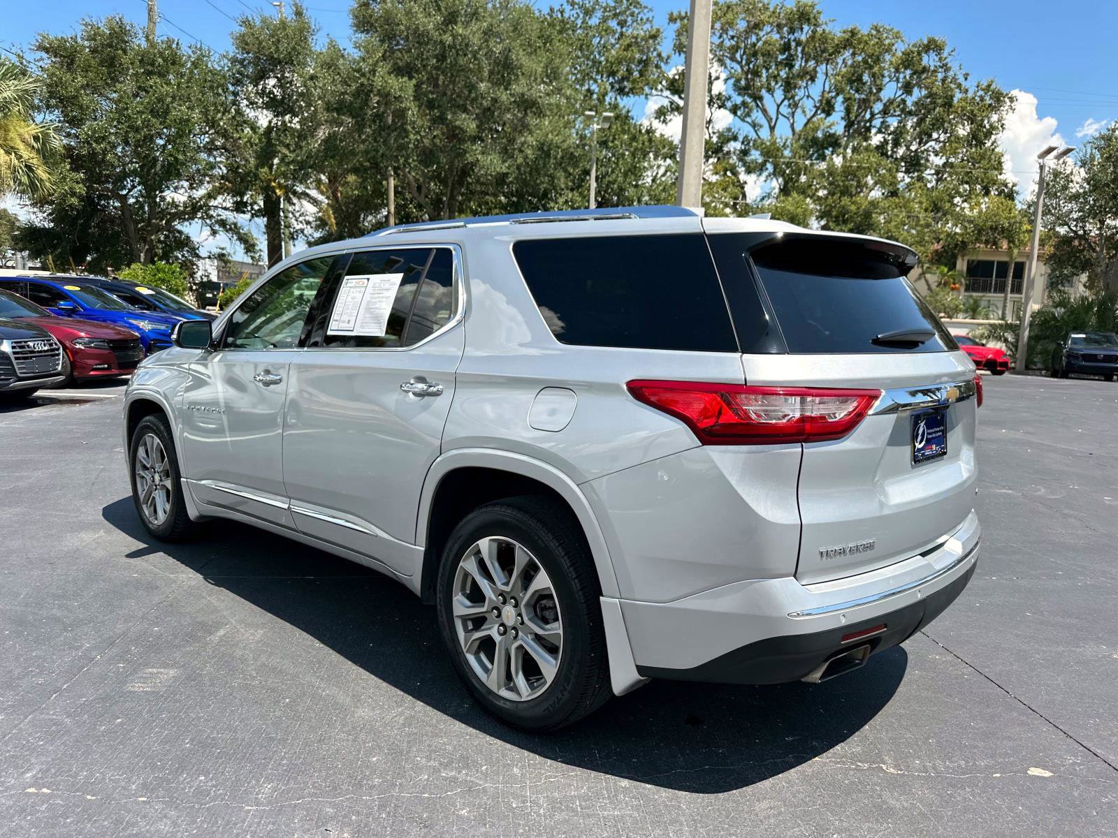 2019 Chevrolet Traverse Premier photo 3